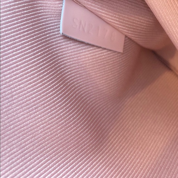 Louis Vuitton Alma Mini Rose Ballerine & Monogram - Picture 8 of 8